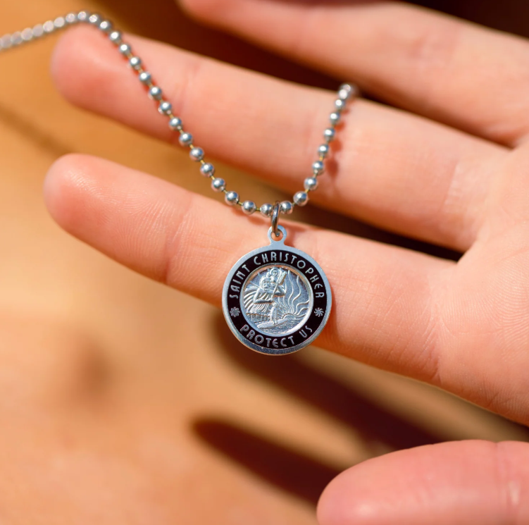 Get Back Necklaces Review – A Complete Look for Your Readers
